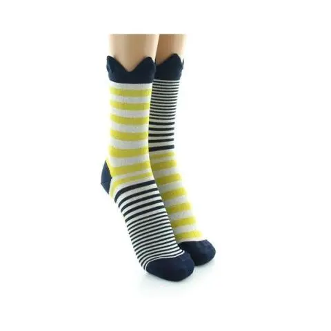 Chaussette berthe aux grands pieds femme sale